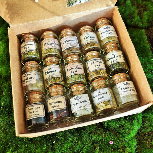 Miniature Apothecary Herb Set: 15 Mini jars Vintage Labeled